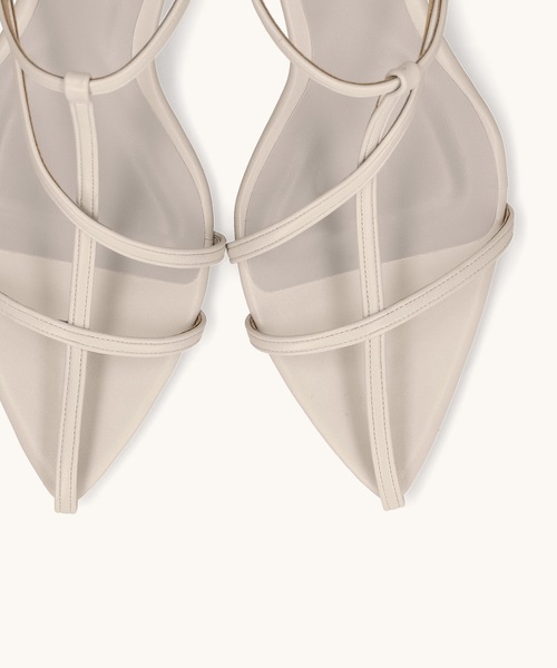 MAMIAN（マミアン）の「ポインテッドトゥ マルチストラップ サンダル (5.0cmヒール)（サンダル・レディース・ブラック/ブラウン/アイボリー・S/M/L/LL）」の6枚目の写真