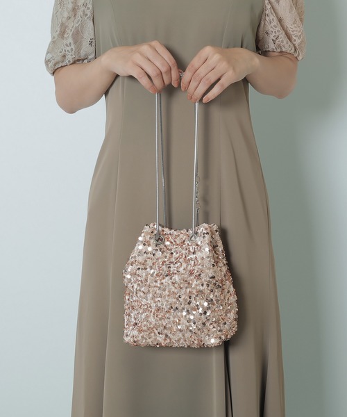 Kana（カナ）の「スパンコール ２way ショルダー 巾着 バック 結婚式 お呼ばれ オケージョン（ショルダーバッグ・レディース・ブラック/シルバー/ベージュ/ブラウン・フリー）」の9枚目の写真