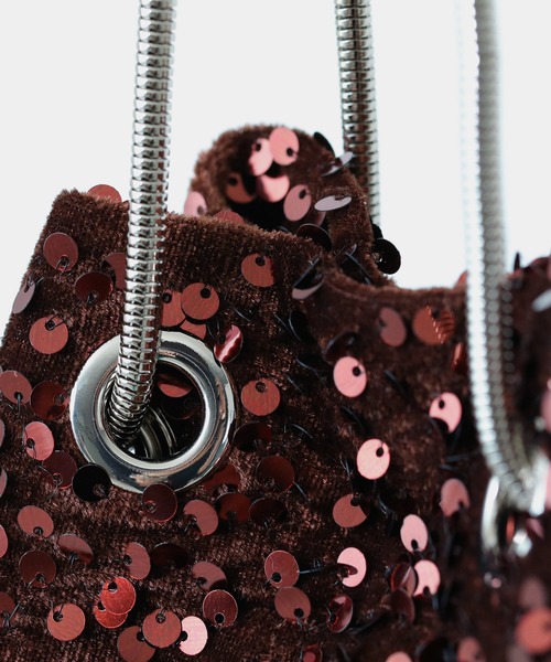 Kana（カナ）の「スパンコール ２way ショルダー 巾着 バック 結婚式 お呼ばれ オケージョン（ショルダーバッグ・レディース・ブラック/シルバー/ベージュ/ブラウン・フリー）」の13枚目の写真