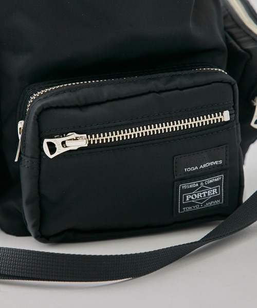 TOGA PULLA(トーガ プルラ)の「【TOGA PULLA×PORTER】String bag TOGA × PORTER(ショルダーバッグ・レディース・ブラック・FREE)」の4枚目の写真