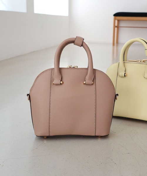 MIAN （ミアン）の「ラウンド2wayショルダーバッグ（ショルダーバッグ・レディース・ライトイエロー/マジェンタ/アイボリー/モカ/ブラック・FREE）」の4枚目の写真