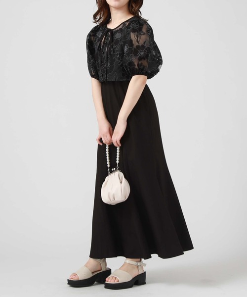 archives(アルシーヴ)の「3WAYパールポシェット(ショルダーバッグ・レディース・ブラック/アイボリー・FREE)」の4枚目の写真