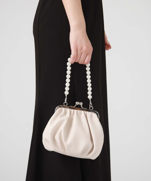 archives(アルシーヴ)の「3WAYパールポシェット(ショルダーバッグ・レディース・ブラック/アイボリー・FREE)」の20枚目の写真