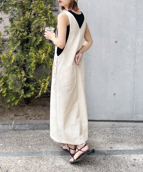 Chillfar（チルファー）の「サロペットロングスカート（サロペット/オーバーオール・レディース・アイボリー/ブラック・MEDIUM/LARGE）」の7枚目の写真