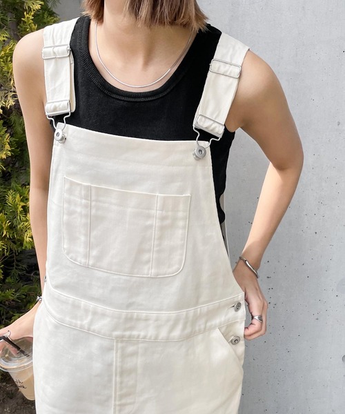 Chillfar（チルファー）の「サロペットロングスカート（サロペット/オーバーオール・レディース・アイボリー/ブラック・MEDIUM/LARGE）」の4枚目の写真