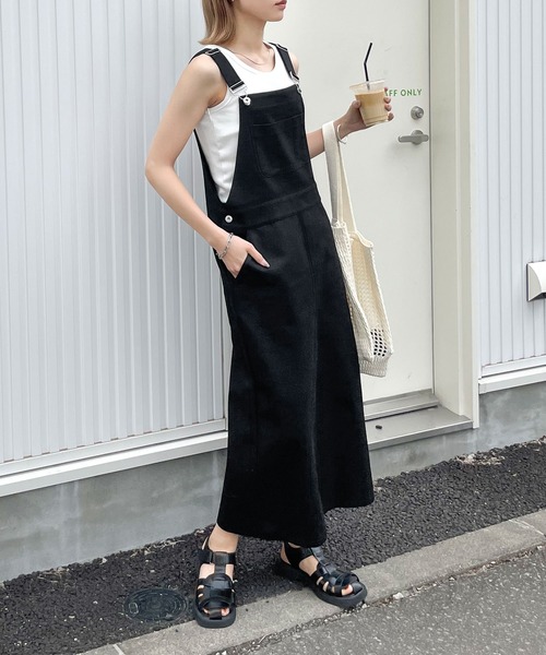 Chillfar（チルファー）の「サロペットロングスカート（サロペット/オーバーオール・レディース・アイボリー/ブラック・MEDIUM/LARGE）」の12枚目の写真