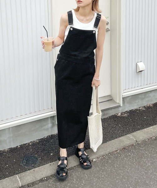 Chillfar（チルファー）の「サロペットロングスカート（サロペット/オーバーオール・レディース・アイボリー/ブラック・MEDIUM/LARGE）」の16枚目の写真