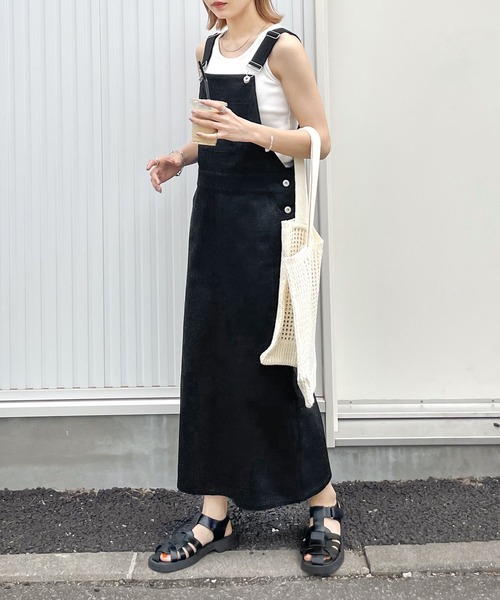 Chillfar（チルファー）の「サロペットロングスカート（サロペット/オーバーオール・レディース・アイボリー/ブラック・MEDIUM/LARGE）」の18枚目の写真