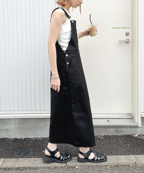 Chillfar（チルファー）の「サロペットロングスカート（サロペット/オーバーオール・レディース・アイボリー/ブラック・MEDIUM/LARGE）」の21枚目の写真