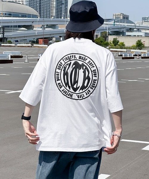 kutir(クティール)の「オーバーサイズアソートTシャツ(Tシャツ/カットソー・メンズ・ホワイト系その他/ブラック系その他/ホワイト系その他2/ホワイト系その他3/ブラック系その他2/ブラック/オフホワイト・MEDIUM/LARGE)」の21枚目の写真