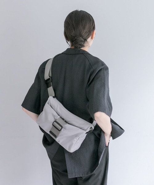 ear PAPILLONNER（イアパピヨネ）の「《撥水》バックル