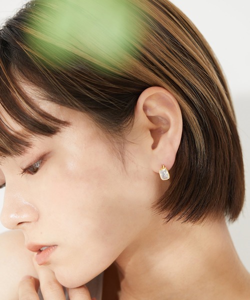 VitaFelice（ヴィータフェリーチェ）の「ストーンフープピアス（ピアス（両耳用）・レディース・ゴールド/シルバー・FREE）」の5枚目の写真