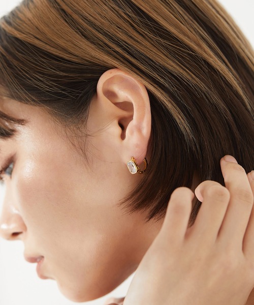 VitaFelice（ヴィータフェリーチェ）の「ストーンフープピアス（ピアス（両耳用）・レディース・ゴールド/シルバー・FREE）」の9枚目の写真