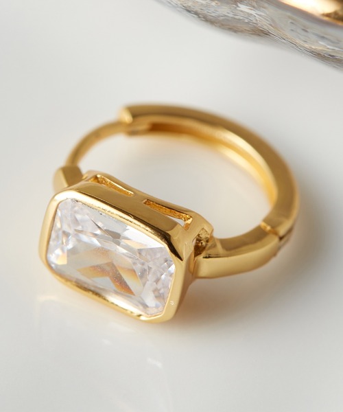 VitaFelice（ヴィータフェリーチェ）の「ストーンフープピアス（ピアス（両耳用）・レディース・ゴールド/シルバー・FREE）」の6枚目の写真