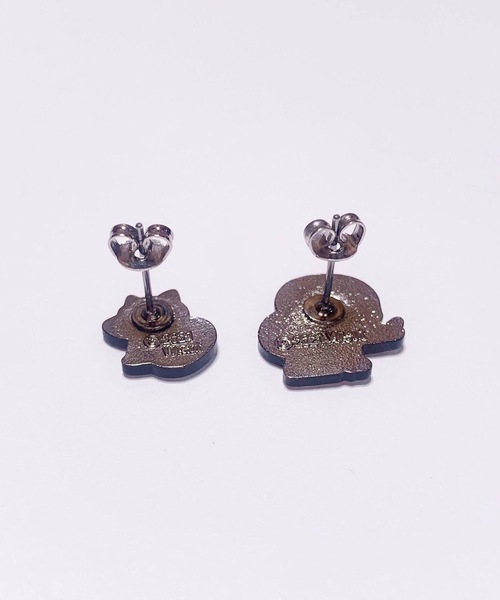 BUTTON&CUFFLINKS(ボタンアンドカフリンクス)の「BUTTON&CUFFLINKS ボタンアンドカフリンクス:MAMUANG マムアン:マムアンとマプラオくん/ 「たまには泣いてもいいじゃない」/ウインクマムアンとマナオ ピアス(ピアス(両耳用)・レディース・オレンジ/ピンク/グリーン・FREE)」の10枚目の写真