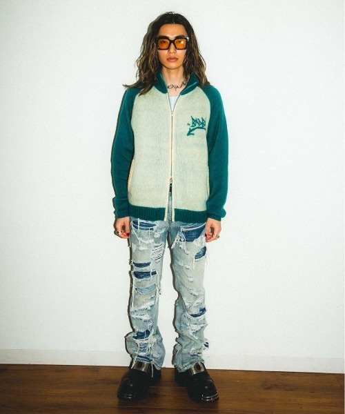 BAD BOY（バッドボーイ）の「ストリートファッション BADBOY バッドボーイ BADBOY MOHAIR TOUCH JACQUARD FULL ZIP KNIT オーバーサイズ ニット セーター 長袖トップス モヘアニット ジップアップ ジップジャケット（ニット/セーター・メンズ・ホワイト×グリーン/ホワイト×ブラック/ホワイト×ブルー・M/L）」の7枚目の写真