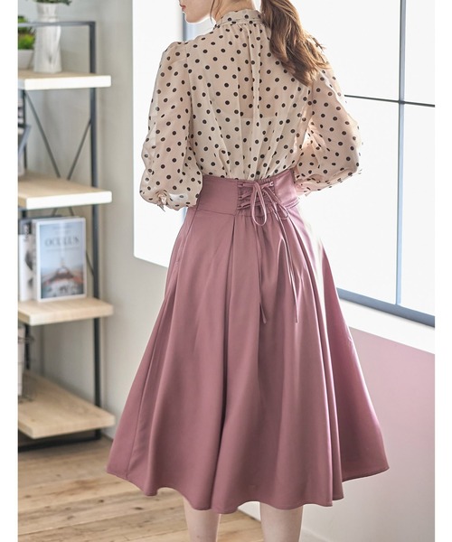tocco closet（トッコ　クローゼット）の「バックレースアップハートカットハイウエストタックフレアスカート（スカート・レディース・ブラック/ピンク/グリーン/ベージュ/ライトピンク/グレイッシュブルー/ラベンダー・M）」の7枚目の写真