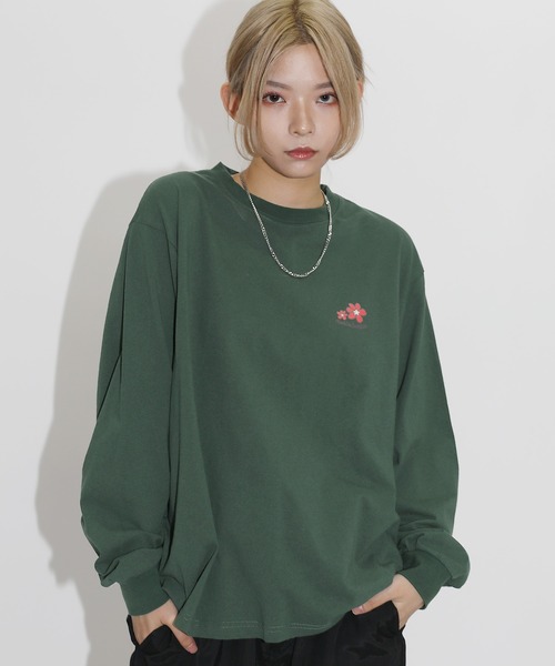 MSG（エムエスジー）の「オーバーサイズバルーンスリーブロゴプリントL/Sカットソー　スパイダー/ビリヤード/フラワー（Tシャツ/カットソー・メンズ・ブラック/ネイビー/ブラウン/アイボリー/ホワイト/グリーン・L/S/XL/M）」の5枚目の写真