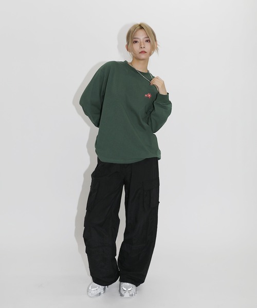 MSG（エムエスジー）の「オーバーサイズバルーンスリーブロゴプリントL/Sカットソー　スパイダー/ビリヤード/フラワー（Tシャツ/カットソー・メンズ・ブラック/ネイビー/ブラウン/アイボリー/ホワイト/グリーン・L/S/XL/M）」の8枚目の写真