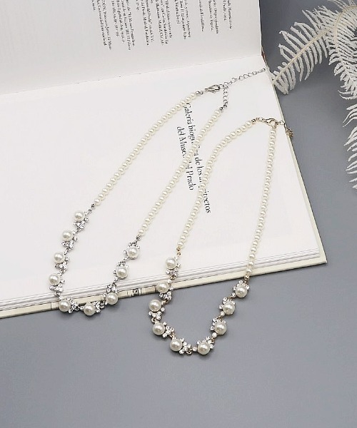 Cupid Heart（キューピッドハート）の「【Cupid Heart】結婚式アクセ！ビジューパール×1連パールネックレス（ネックレス・レディース・ゴールド/シルバー・MEDIUM）」の3枚目の写真