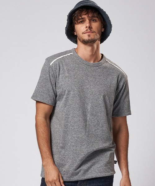 mt8607- bicolor cut&sewn Tシャツ