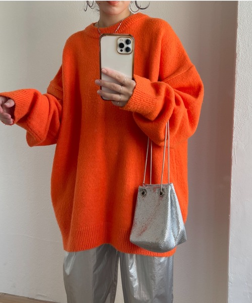 wee9s(ウィークス)の「double tuck metallic pants / ダブルタックメタリックテーパードパンツ(その他パンツ・レディース・ゴールド/シルバー/ブラック/GOLD ・FREE)」の11枚目の写真