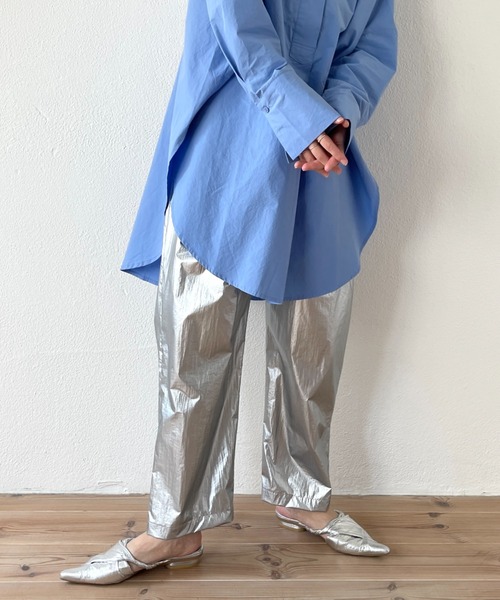 wee9s(ウィークス)の「double tuck metallic pants / ダブルタックメタリックテーパードパンツ(その他パンツ・レディース・ゴールド/シルバー/ブラック/GOLD ・FREE)」の22枚目の写真