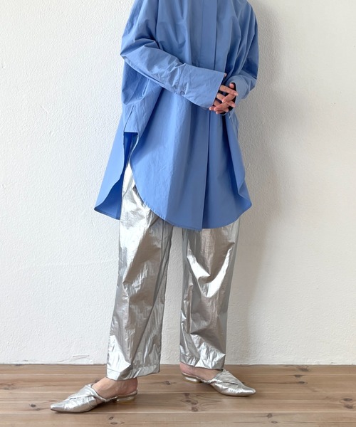 wee9s(ウィークス)の「double tuck metallic pants / ダブルタックメタリックテーパードパンツ(その他パンツ・レディース・ゴールド/シルバー/ブラック/GOLD ・FREE)」の19枚目の写真