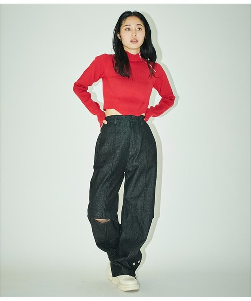 ANLIBERTY ANAP(アンリバティアナップ)の「デコルテZIPデザインニット(ニット/セーター・レディース・レッド/ブルー/ブラック・FREE)」の18枚目の写真