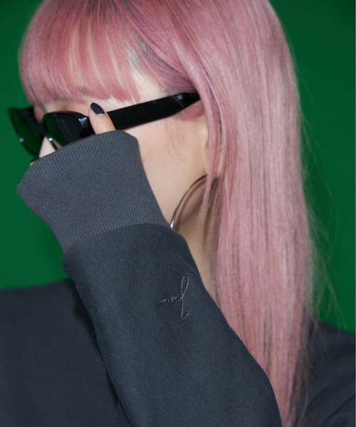 JOSE MOON（ジョゼムーン）の「OVER SWEAT PULLOVER/オーバースウェットプルオーバー（スウェット・レディース・ホワイト/グレー/チャコールグレー・FREE）」の6枚目の写真