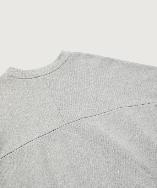 JOSE MOON（ジョゼムーン）の「OVER SWEAT PULLOVER/オーバースウェットプルオーバー（スウェット・レディース・ホワイト/グレー/チャコールグレー・FREE）」の20枚目の写真