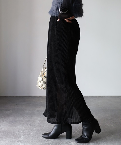 Riberry（リベリー）の「ラメプリーツタイトスカート（スカート・レディース・シルバー/ブラック・MEDIUM）」の5枚目の写真