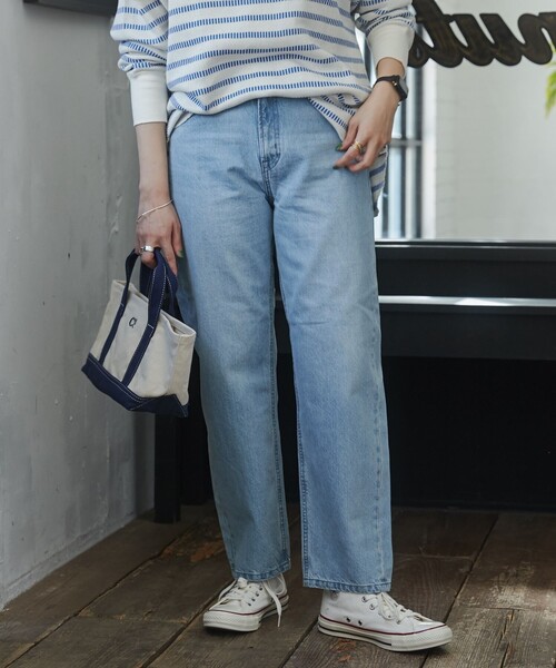 coen(コーエン)の「ストレートデニムパンツ(デニムパンツ・レディース・コバルトブルー/ライトブルー/オフホワイト・S/M/L)」の2枚目の写真