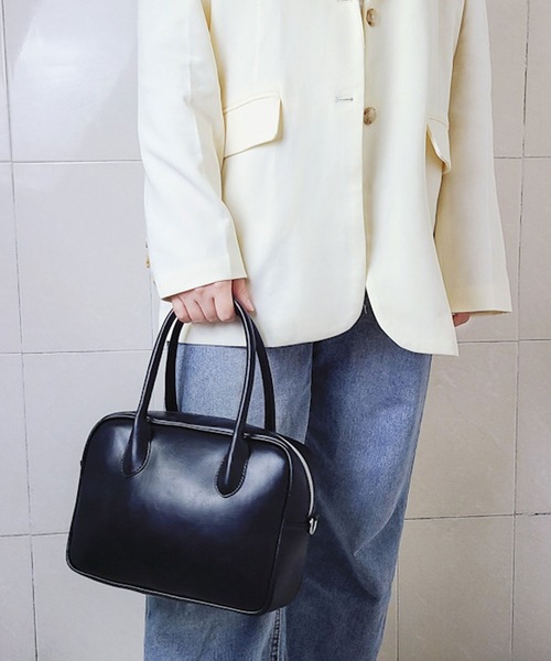 florist（フローリスト）の「【2WAY/3WAY】ヴィーガンレザースクエアボストンバッグ/ハンドバッグ/ショルダーバッグ（ボストンバッグ・レディース・ホワイト/スカイブルー/ブラック・FREE）」の6枚目の写真