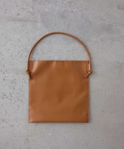 EFOLE（エフォル）の「ノットハンドル フラット トート バッグ（トートバッグ・レディース・ブラック/ベージュ・FREE）」の15枚目の写真