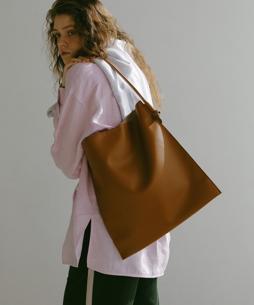 EFOLE（エフォル）の「ノットハンドル フラット トート バッグ（トートバッグ・レディース・ブラック/ベージュ・FREE）」の12枚目の写真