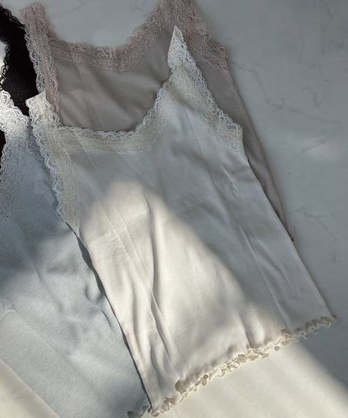 AS KNOW AS plus(アズノゥアズプラス)の「◎Vネックレース テレコタンクトップ(タンクトップ・レディース・ライトグレー系/ピンク系/ブラック系/アイボリー/ブラック/ピンク系1・FREE)」の1枚目の写真