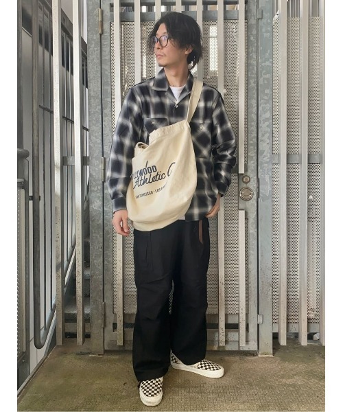BACK NUMBER(バックナンバー)の「BACK NUMBER(バックナンバー)レーヨン混長袖開襟シャツ(シャツ/ブラウス・メンズ・ダークベージュ/ダークグレー/ブラック×ホワイト・S/M/L/XL)」の21枚目の写真