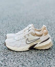 NIKE | W V2K RUN　FD0736-103(スニーカー)