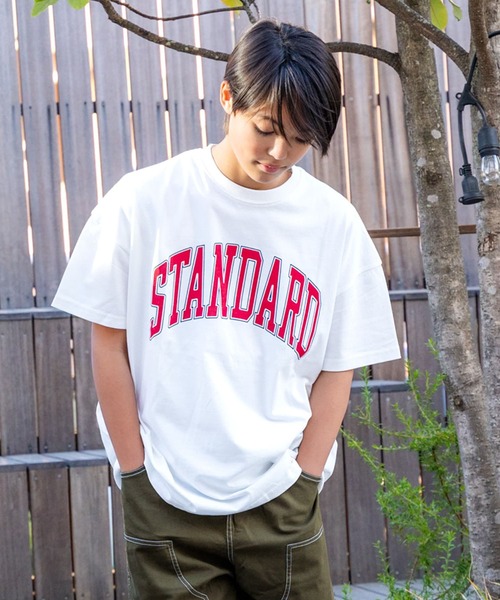 [ ] ロゴグラフィックプリントTシャツ ★大人気★ プリントT 落書き 文字 グラフィックデザイン プリントTシャツ