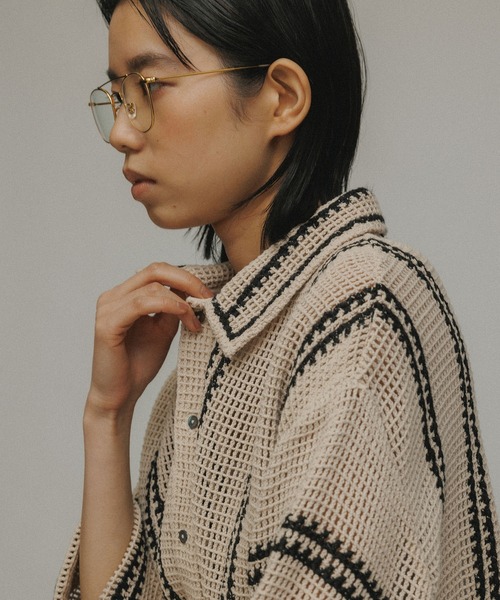 M TO R（ムウトアール）の「［TOPS］LINE EMBROIDERY MESH