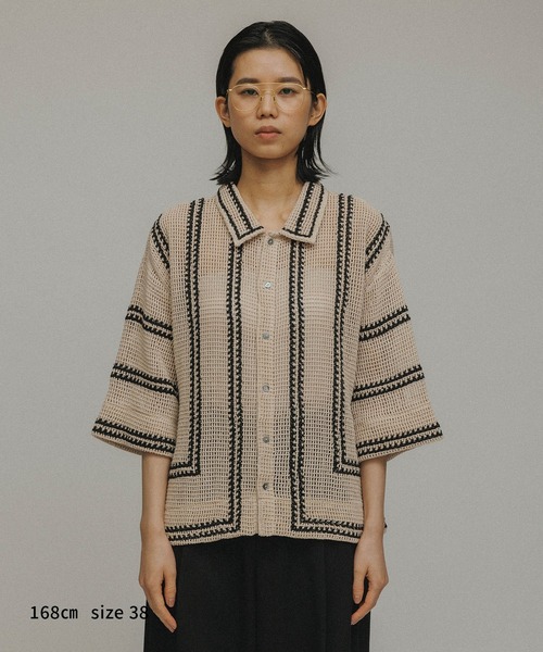 M TO R（ムウトアール）の「［TOPS］LINE EMBROIDERY MESH