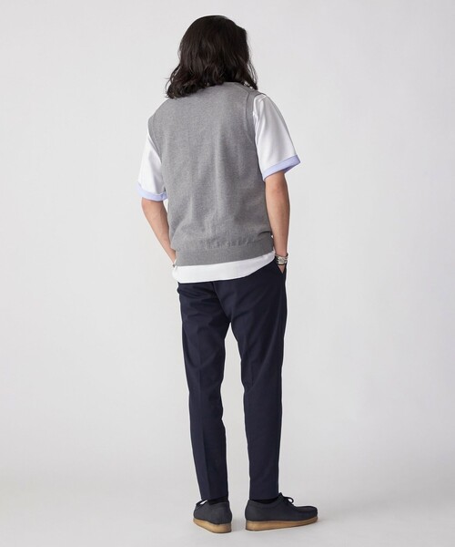 SHIPS（シップス）の「SHIPS: 〈手洗い可能〉12ゲージ コットン Vネック ニット ベスト（ベスト・メンズ・ネイビー/ダークグレー/ライトグレー・MEDIUM/SMALL/LARGE）」の9枚目の写真