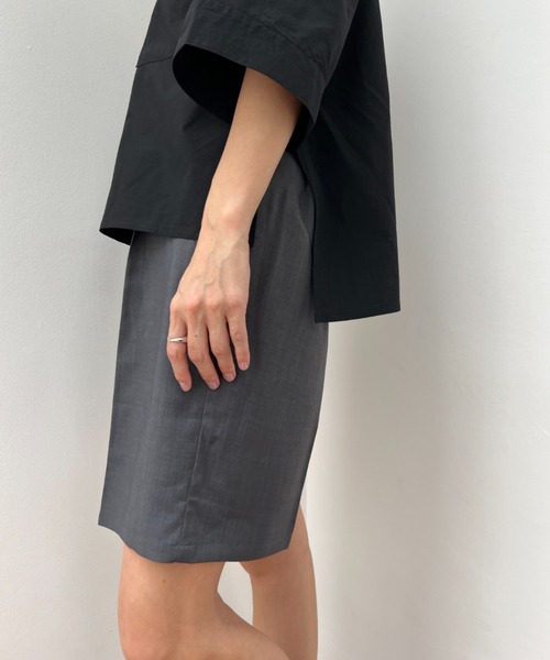 y/m(イム)の「エステルツイルハーフパンツ(その他パンツ・レディース・チャコールグレー/ベージュ・FREE)」の6枚目の写真