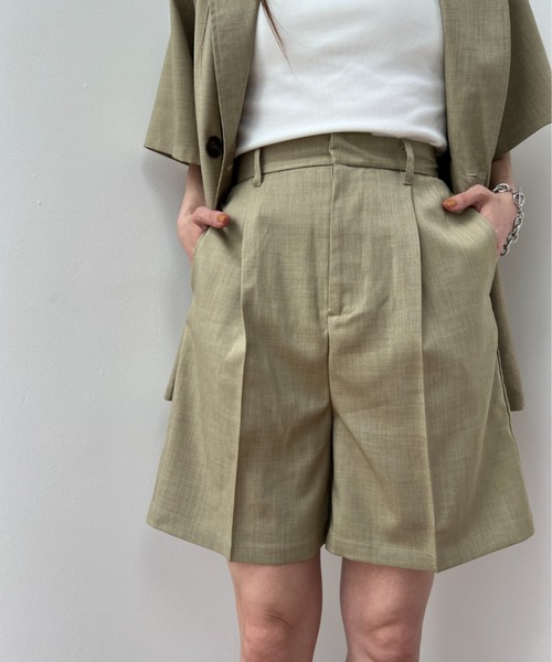 y/m(イム)の「エステルツイルハーフパンツ(その他パンツ・レディース・チャコールグレー/ベージュ・FREE)」の9枚目の写真