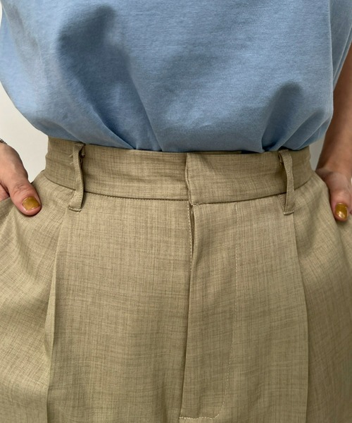 y/m(イム)の「エステルツイルハーフパンツ(その他パンツ・レディース・チャコールグレー/ベージュ・FREE)」の16枚目の写真