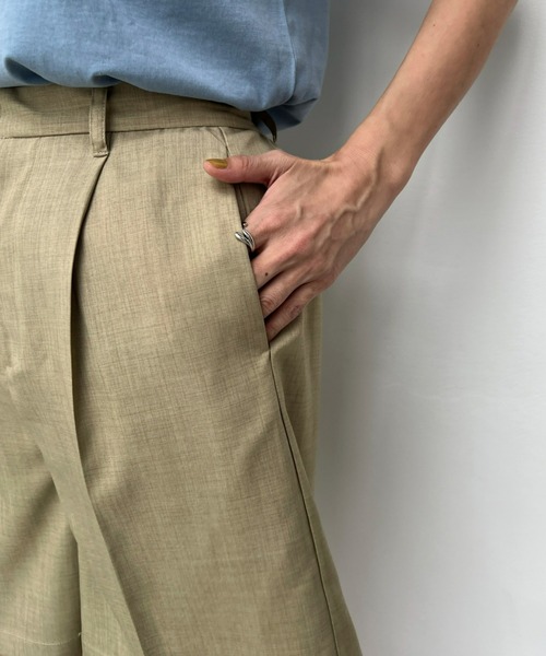 y/m(イム)の「エステルツイルハーフパンツ(その他パンツ・レディース・チャコールグレー/ベージュ・FREE)」の18枚目の写真