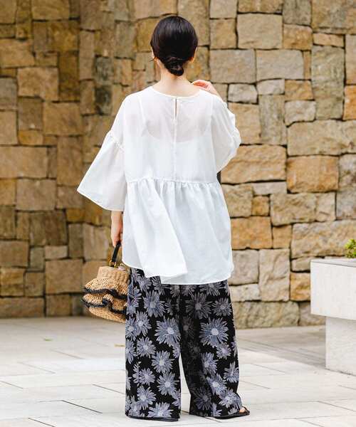 ITEMS URBANRESEARCH（アイテムズ アーバンリサーチ）の「シアーティアードブラウス（シャツ/ブラウス・レディース・ブラック/オフホワイト/ミント・FREE）」の9枚目の写真