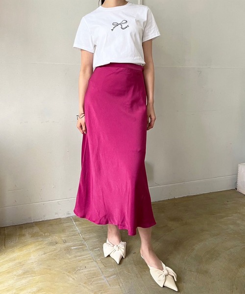 Jewelobe(ジュエローブ)の「リボンプリントルーズTシャツ(Tシャツ/カットソー・レディース・ブラック/ホワイト・FREE)」の6枚目の写真