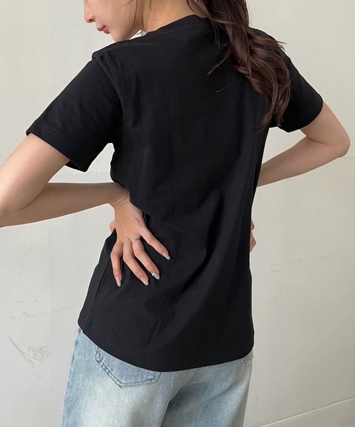 Jewelobe(ジュエローブ)の「リボンプリントルーズTシャツ(Tシャツ/カットソー・レディース・ブラック/ホワイト・FREE)」の19枚目の写真